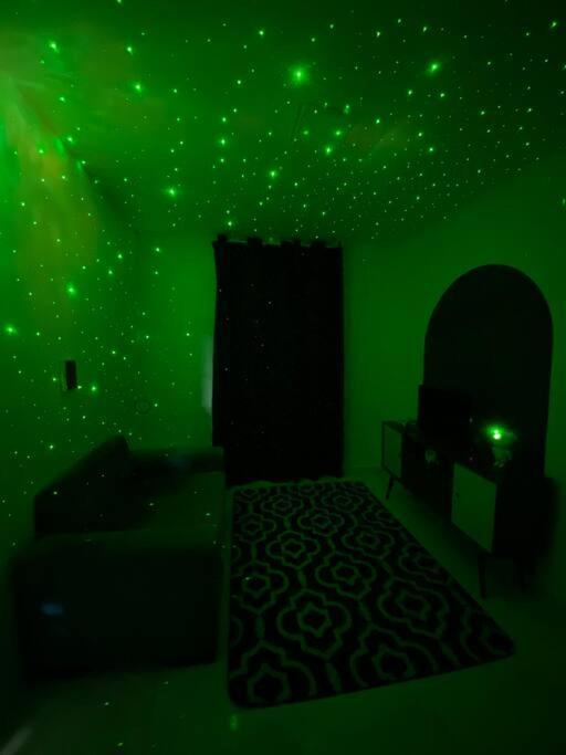 Explore O Universo, Flat Tematico Espacial Perto Da Avenida Fraga Maia فييرا دي سانتانا المظهر الخارجي الصورة